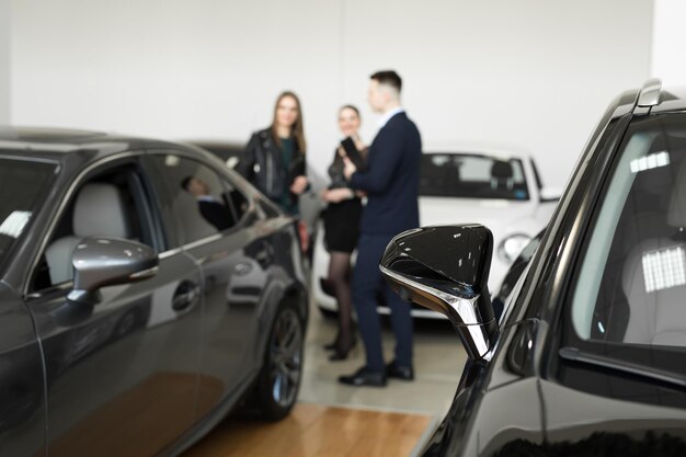 Ventajas de comprar un coche de segunda mano en un concesionario y no a un particular