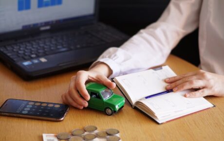 Subvenciones y ayudas para comprar un coche eléctrico en España