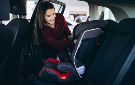 Cómo mejorar la seguridad infantil en el coche