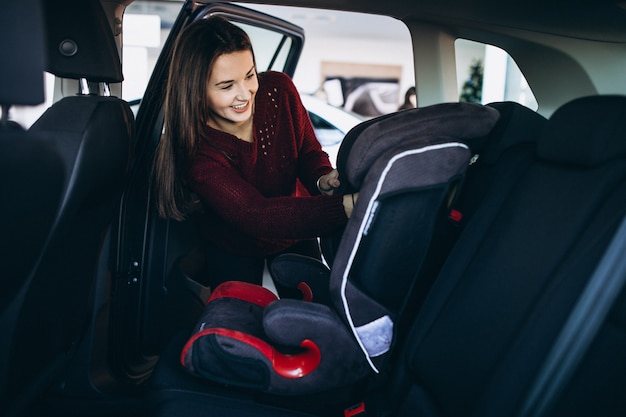 Cómo mejorar la seguridad infantil en el coche